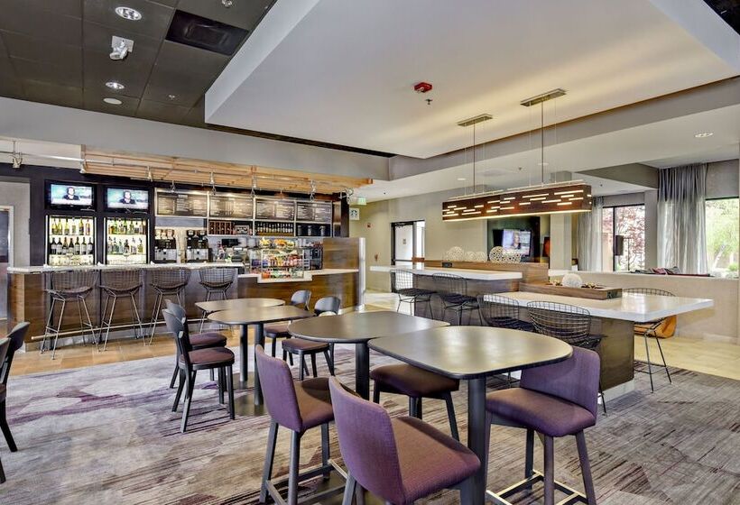 هتل Courtyard Boise Downtown