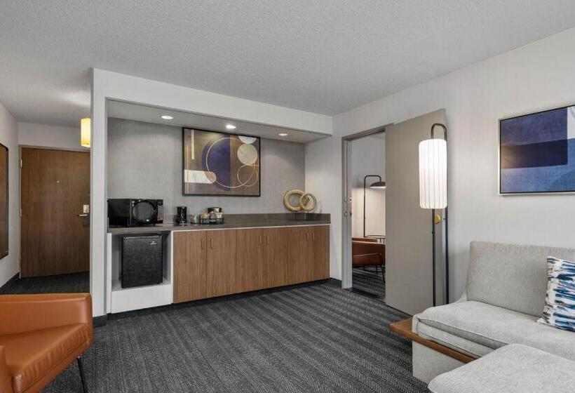 هتل Courtyard Boise Downtown
