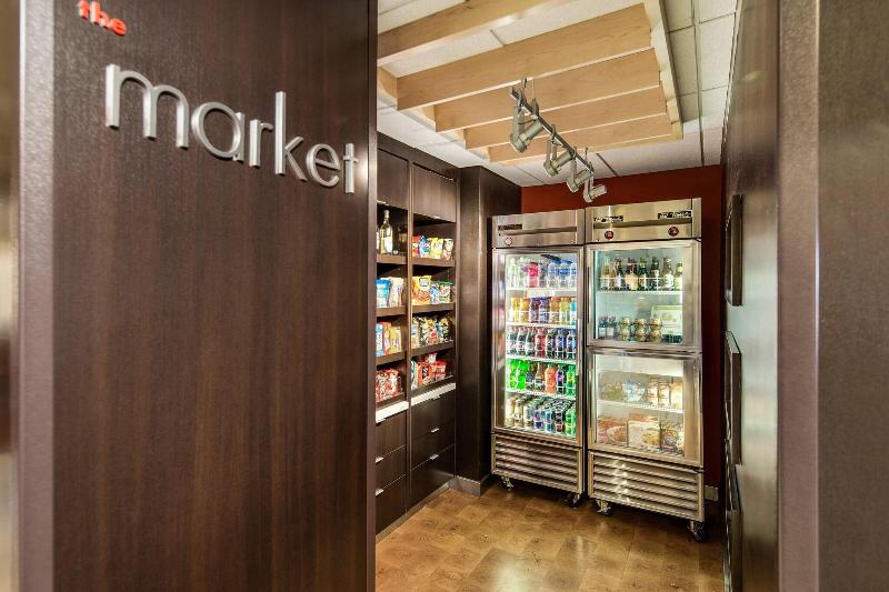 هتل Courtyard By Marriott Bryan College Station