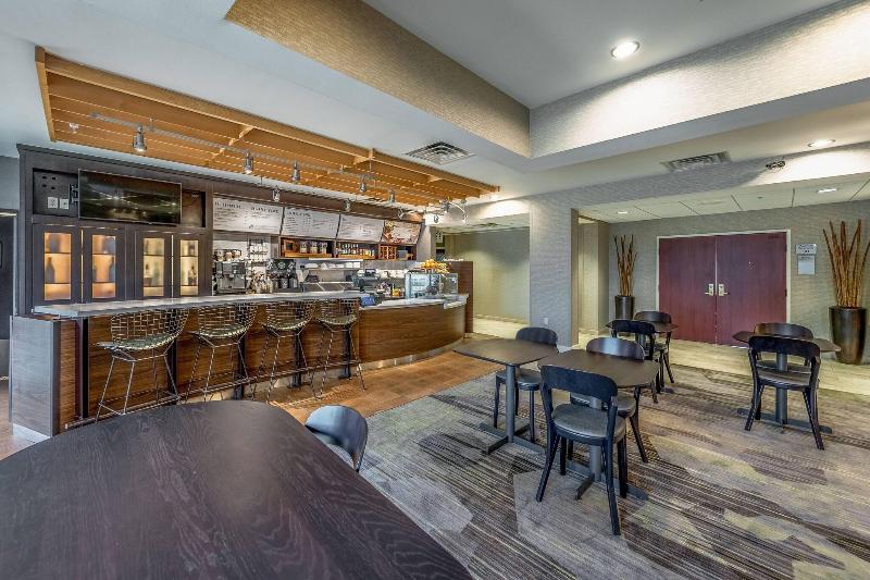 هتل Courtyard By Marriott Bryan College Station