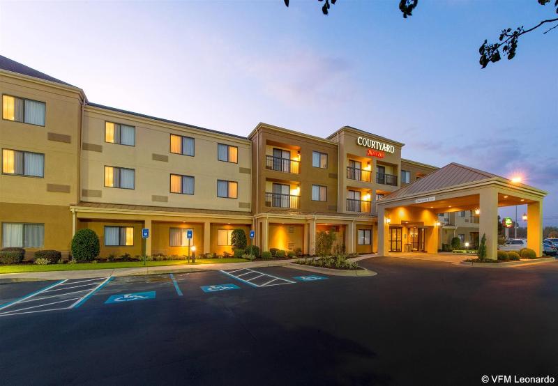 هتل Courtyard Bymarriott Albany