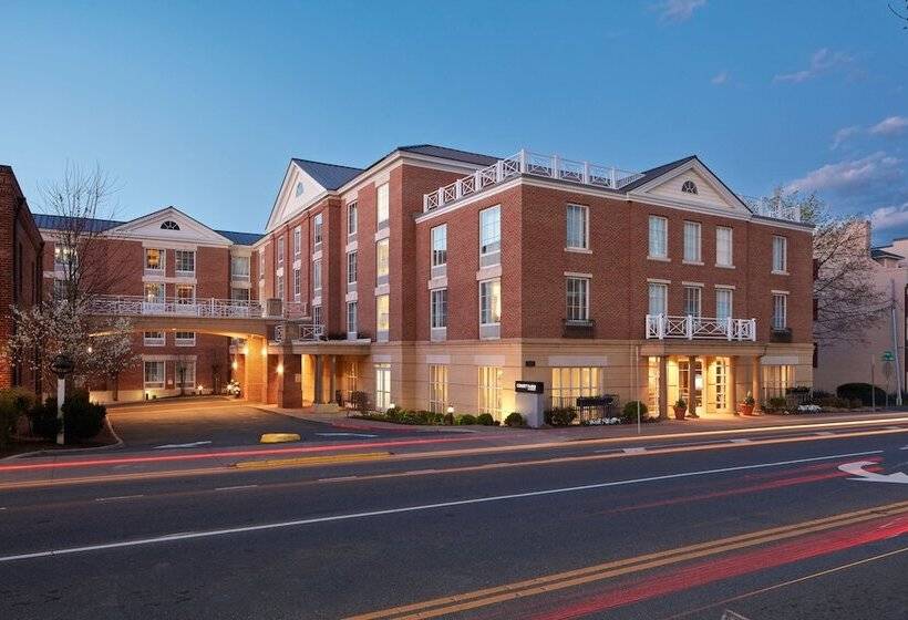 هتل Courtyard By Marriott Charlottesville   University Medical Center
