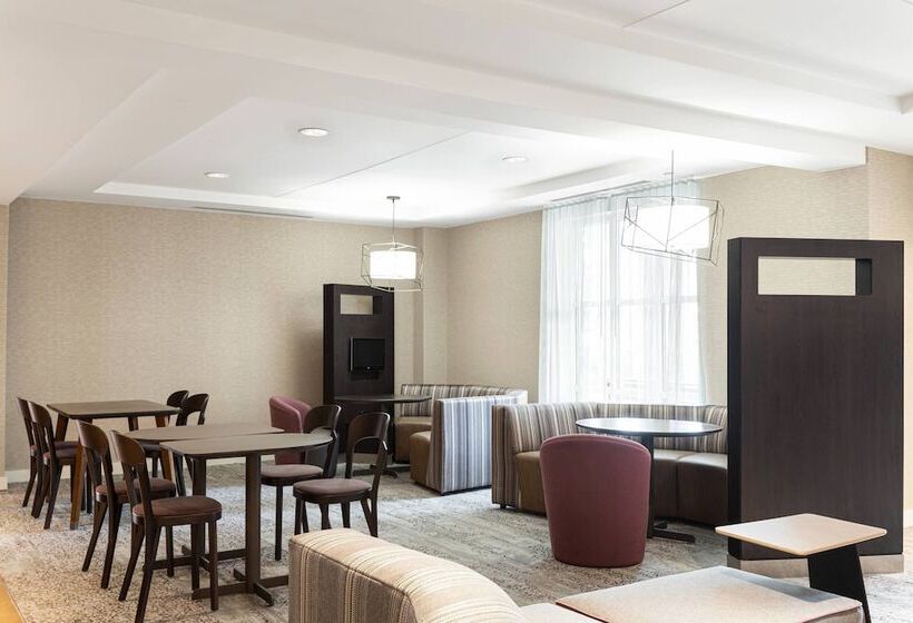 هتل Courtyard By Marriott Charlottesville   University Medical Center