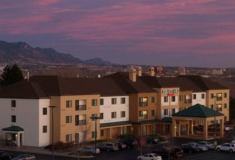هتل Courtyard Colorado Springs South