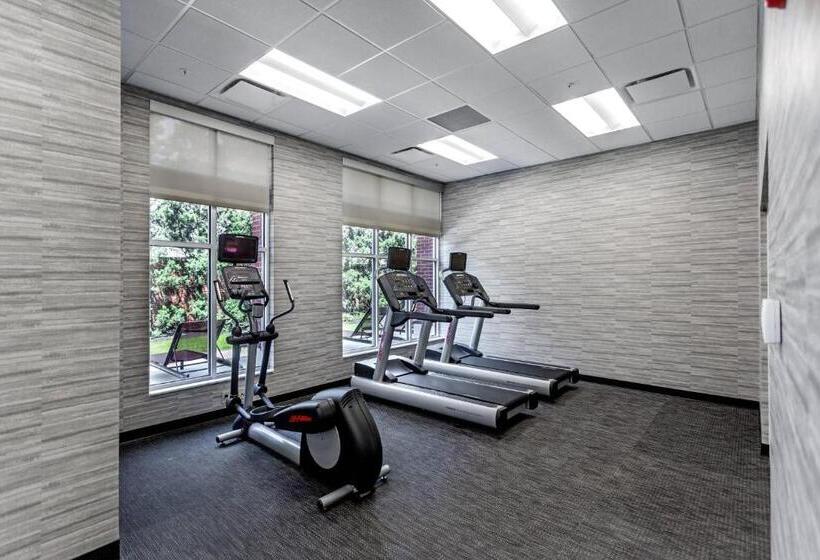 هتل Courtyard Columbus Easton