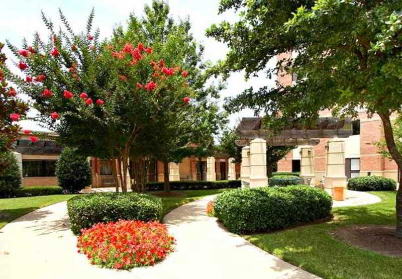 هتل Courtyard Dallas Addison Quorum Drive