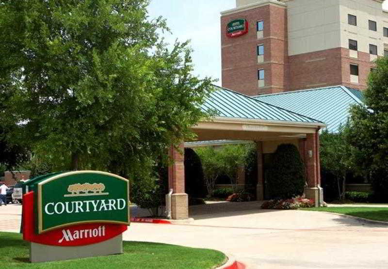 هتل Courtyard Dallas Addison/quorum Drive