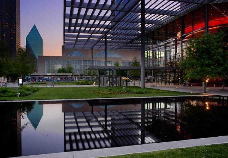 هتل Courtyard Dallas Addison Quorum Drive