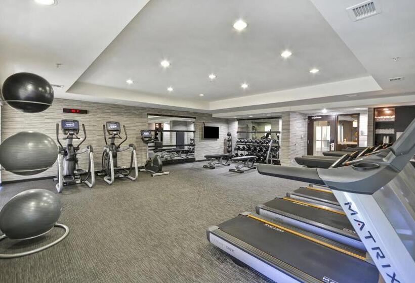 هتل Courtyard By Marriott Dalton