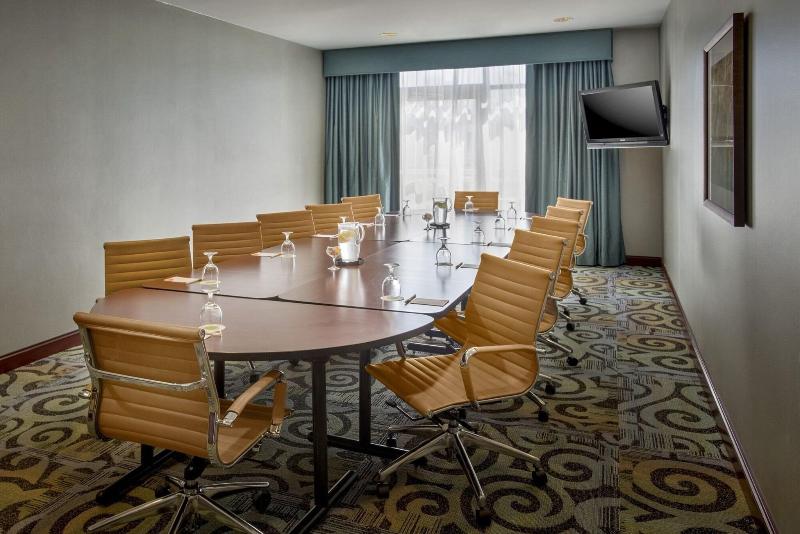 هتل Courtyard By Marriott Saratoga Springs