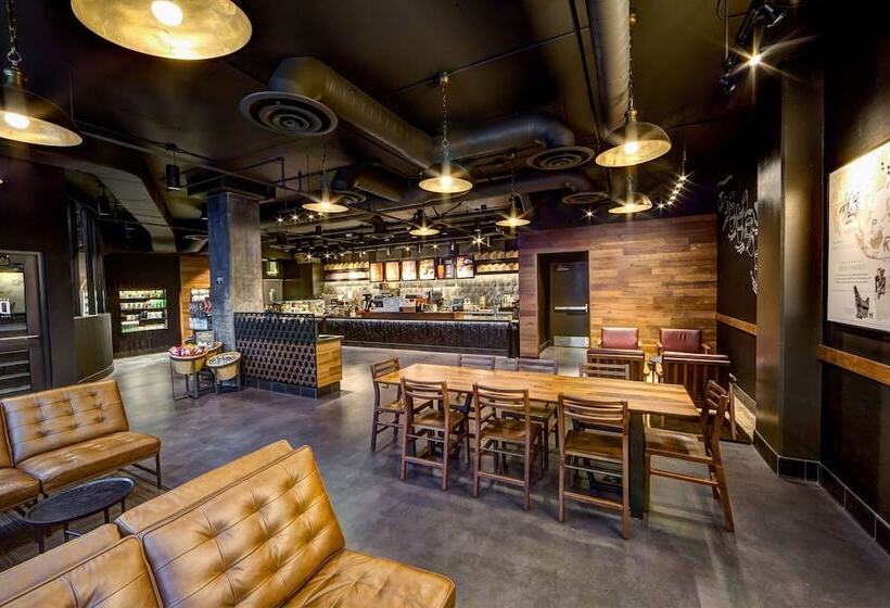 هتل Courtyard By Marriott Seattle Bellevue/downtown