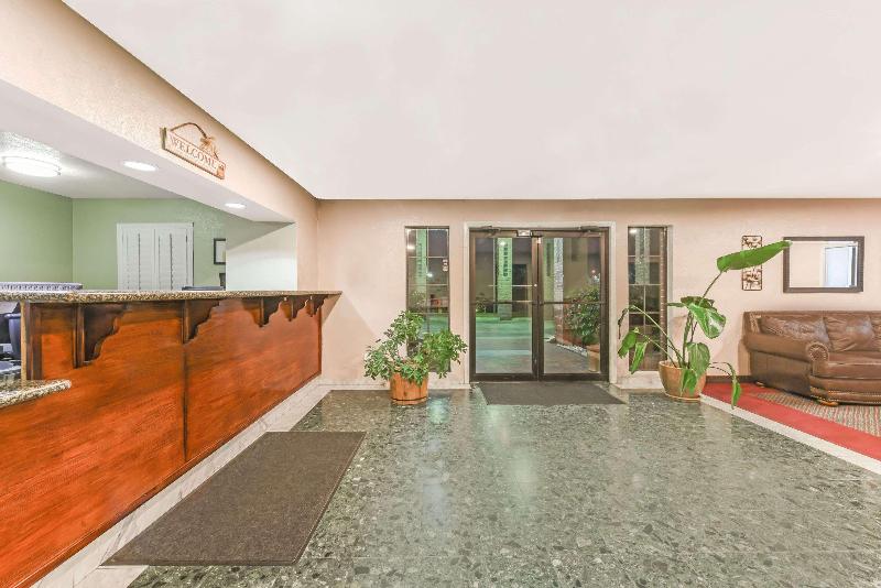 호텔 Days Inn By Wyndham Granbury