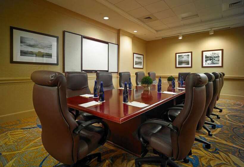 בית מלון כפרי Doubletree By Hilton  Sunrise  Sawgrass Mills