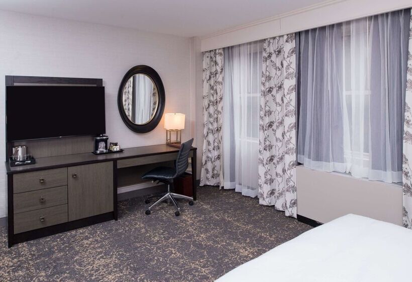 Hotel Doubletree By Hilton Utica