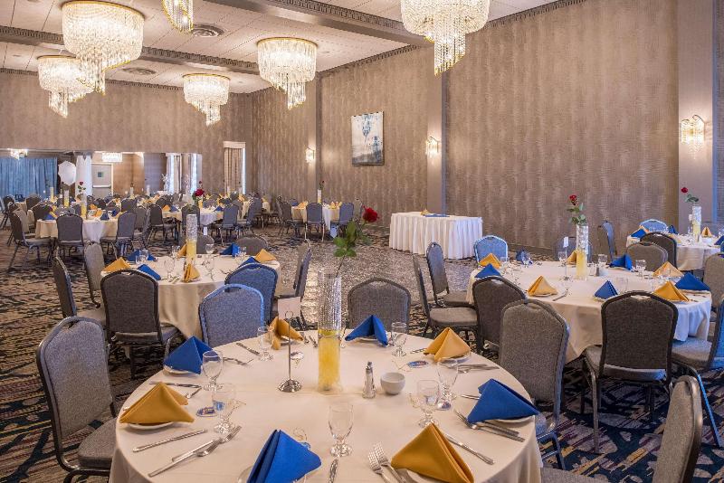 فندق Doubletree By Hilton Utica