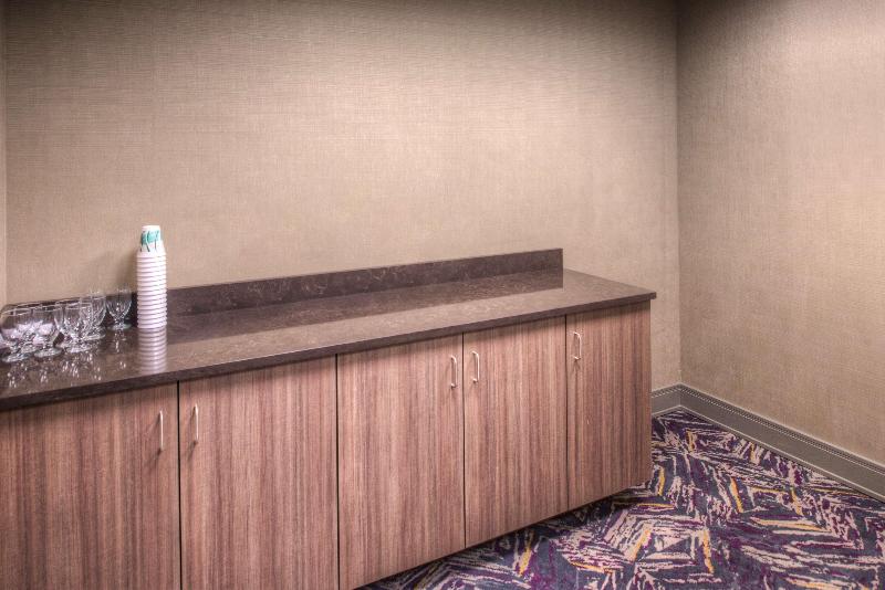 فندق Doubletree By Hilton Utica