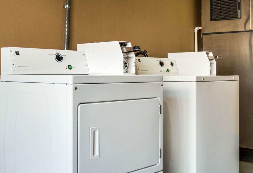 فندق Econo Lodge By Choice Greenville