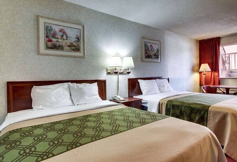 فندق Econo Lodge Inn And Suites