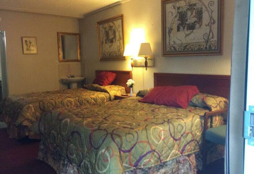 בית מלון כפרי Express Inn And Suites