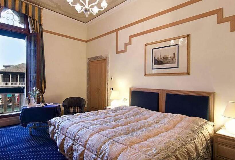 هتل Foscari Palace