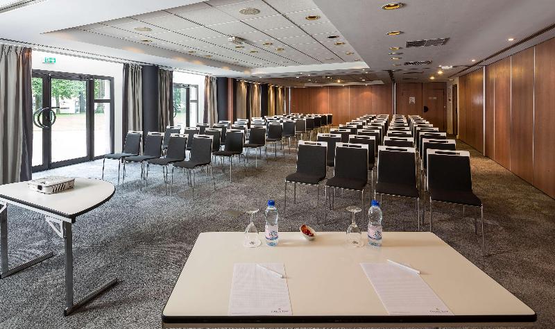 Golden Tulip Aix Les Bains   Hotel & Spa