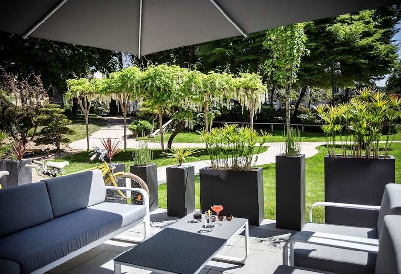 Golden Tulip Aix Les Bains   Hotel & Spa