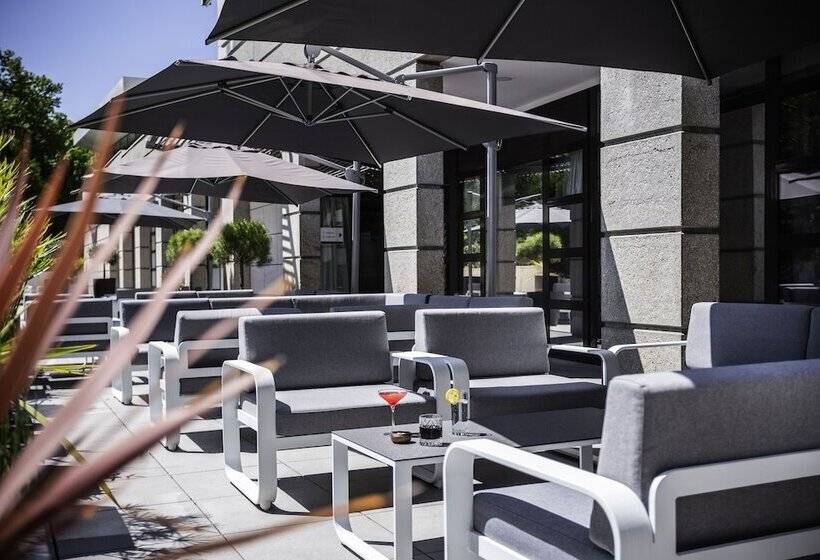 Golden Tulip Aix Les Bains   Hotel & Spa