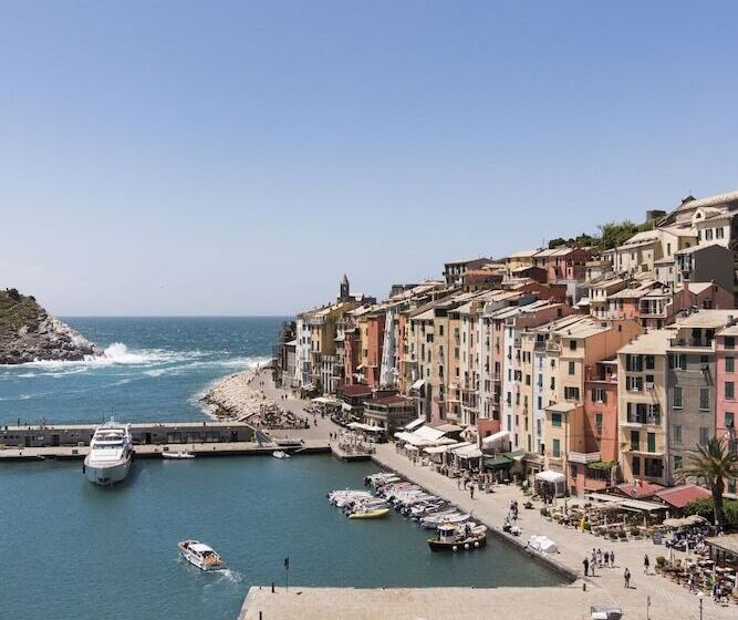 هتل Grand  Portovenere