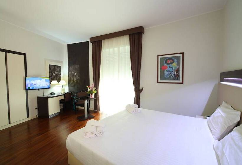 هتل Grande Albergo Maugeri