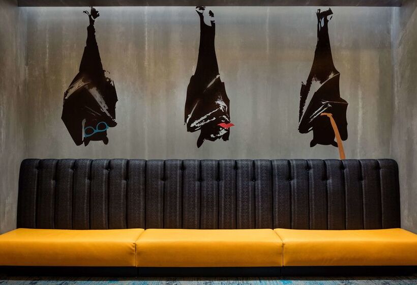 هتل Hilton Austin