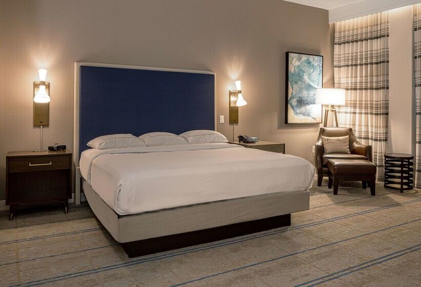 هتل Hilton Austin Airport