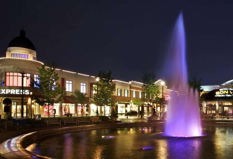 هتل Hilton Columbus At Easton