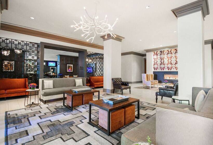 هتل Hilton Dallas/park Cities
