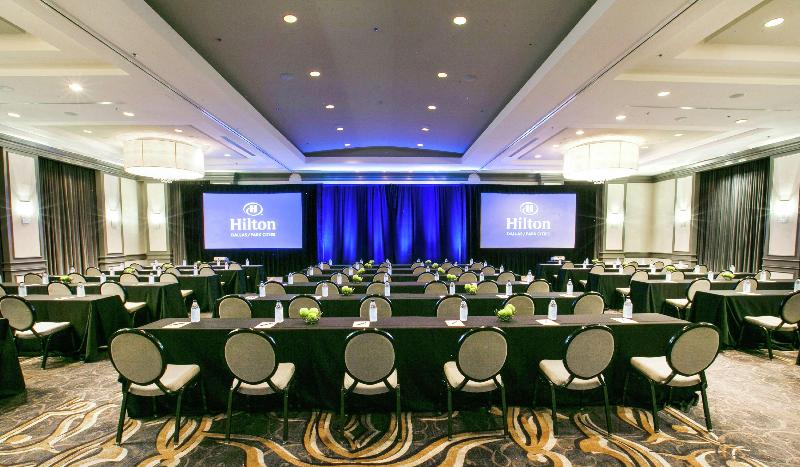 هتل Hilton Dallas/park Cities