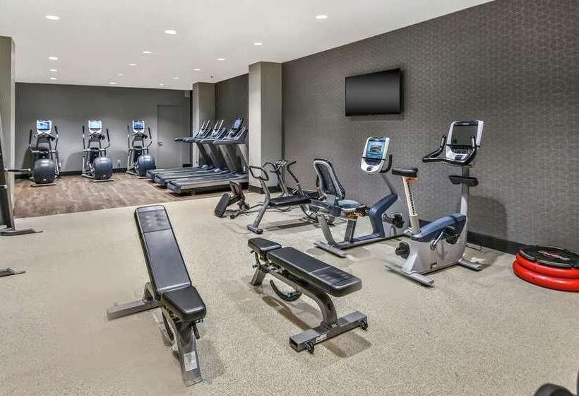 هتل Hilton Dallas/park Cities