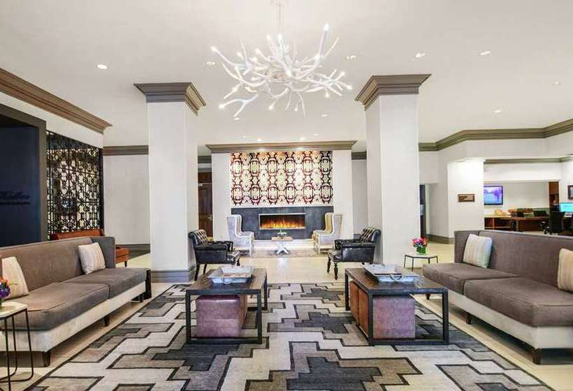 هتل Hilton Dallas/park Cities