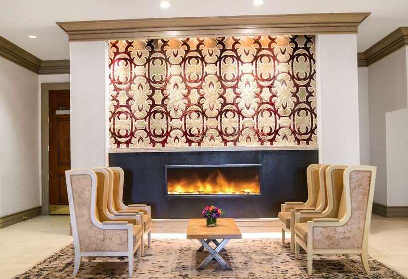 هتل Hilton Dallas/park Cities