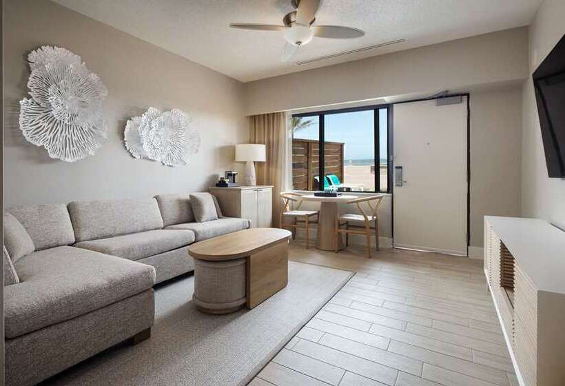 هتل Hilton Daytona Beach Oceanfront Resort