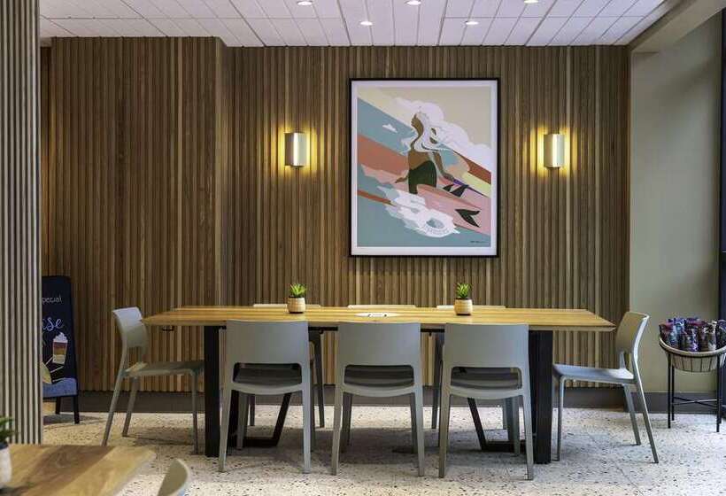 هتل Hilton Daytona Beach Oceanfront Resort