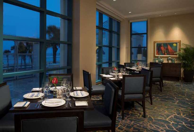 هتل Hilton Daytona Beach Oceanfront Resort