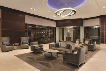 هتل Hilton Philadelphia City Avenue