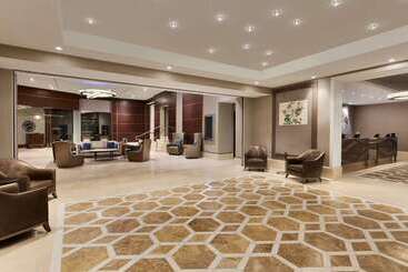 هتل Hilton Philadelphia City Avenue