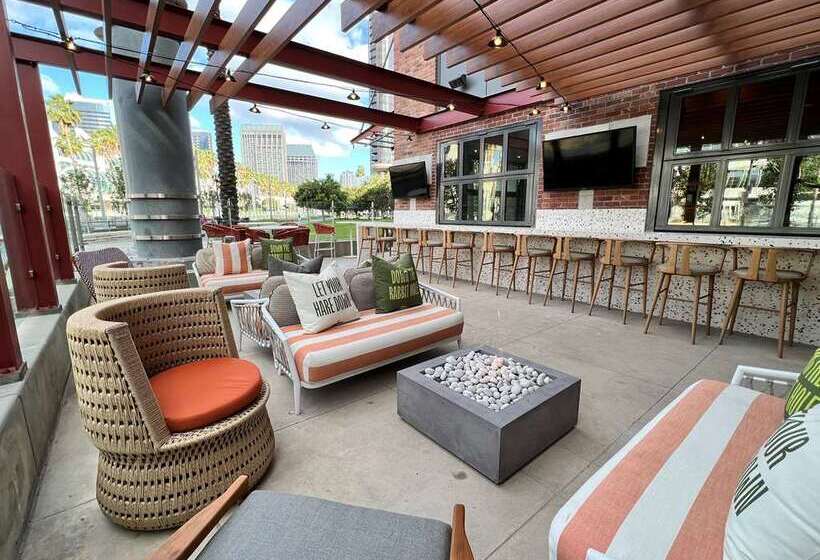 هتل Hilton San Diego Gaslamp Quarter