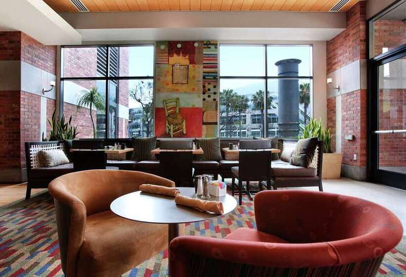 هتل Hilton San Diego Gaslamp Quarter