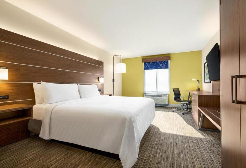 هتل Holiday Inn Express & Suites Philadelphia   Mt Laurel, An Ihg