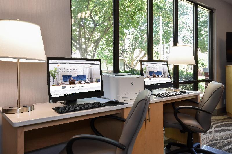 هتل Holiday Inn Lumberton, An Ihg