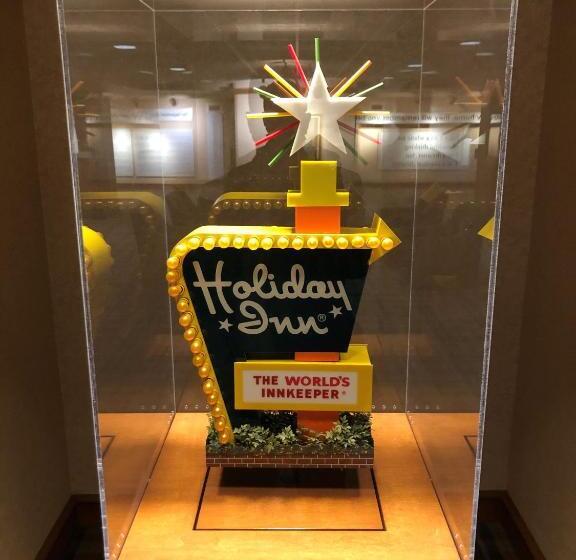 هتل Holiday Inn Memphis University Of Memphis, An Ihg