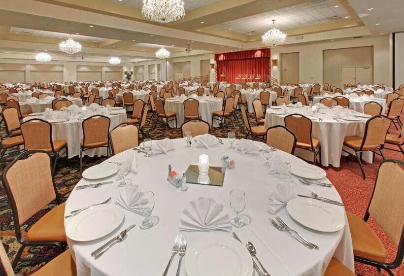 هتل Holiday Inn Memphis University Of Memphis, An Ihg