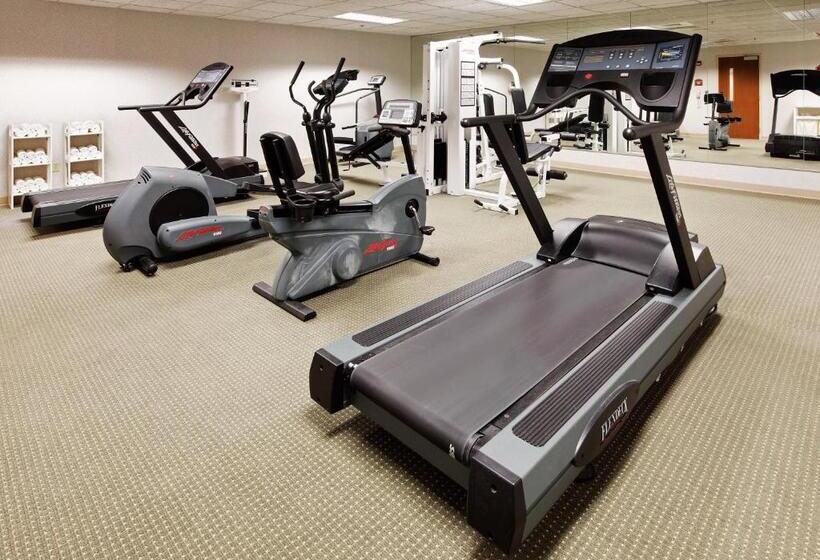 هتل Holiday Inn Memphis University Of Memphis, An Ihg