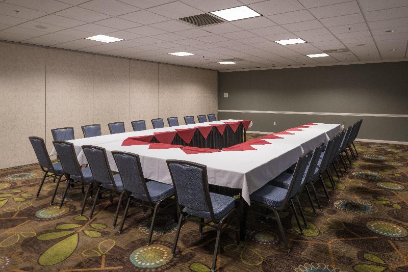 هتل Holiday Inn Express Spokane Airport, An Ihg